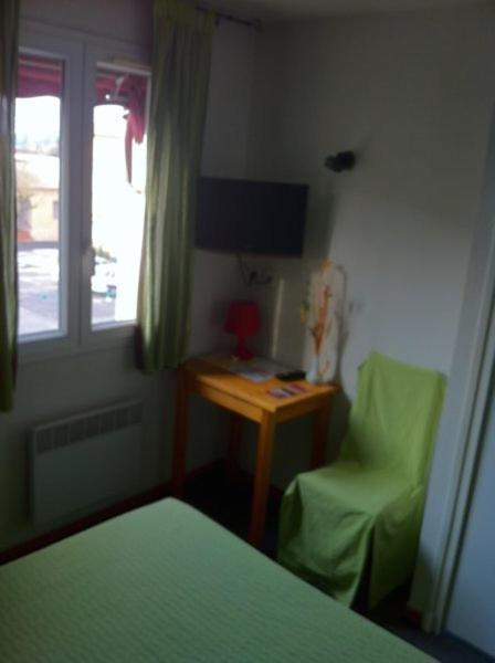 Hotel Les Dentelles Vacqueyras Room photo